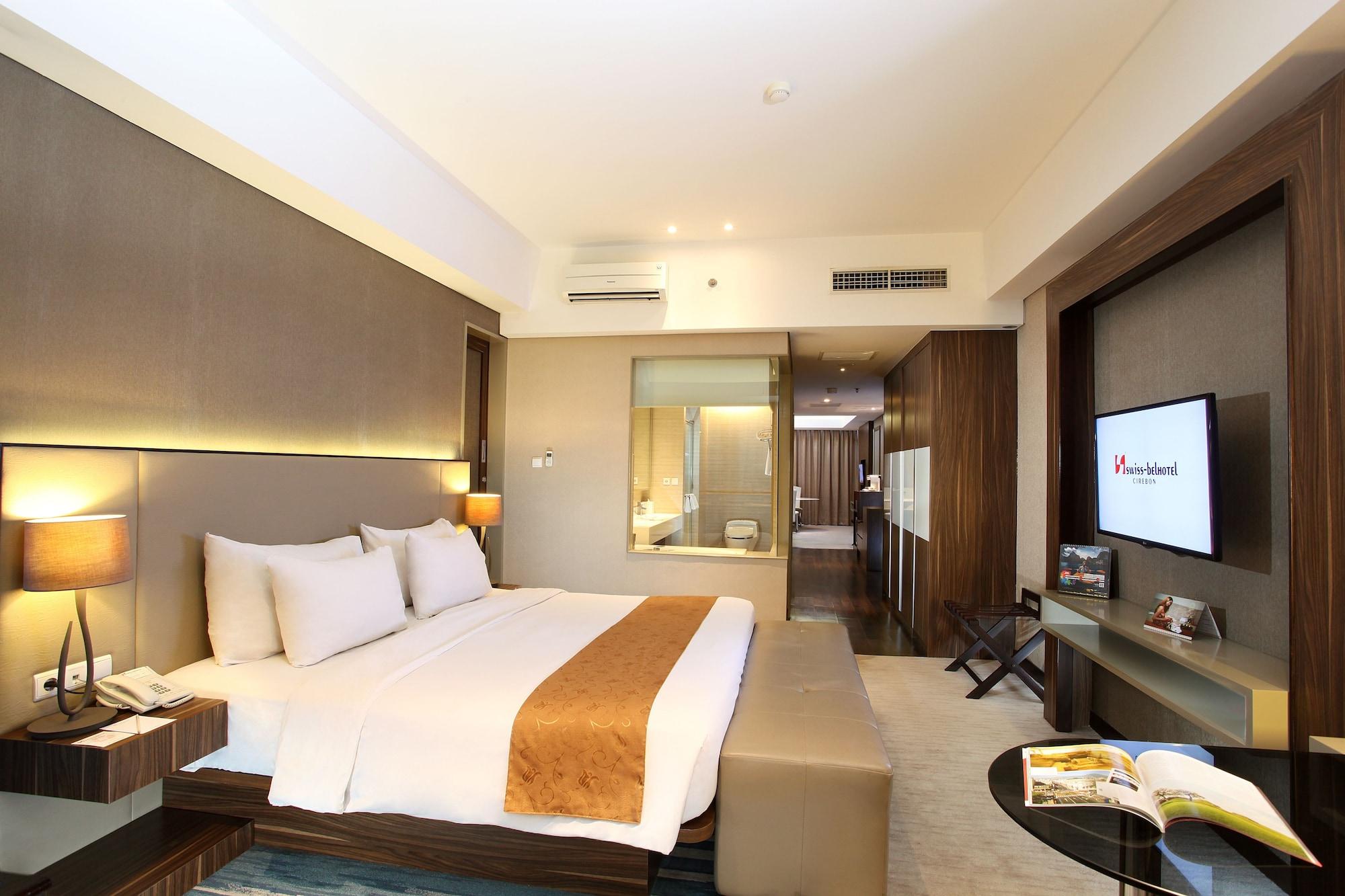 Swiss-Belhotel Чиребон Екстер'єр фото