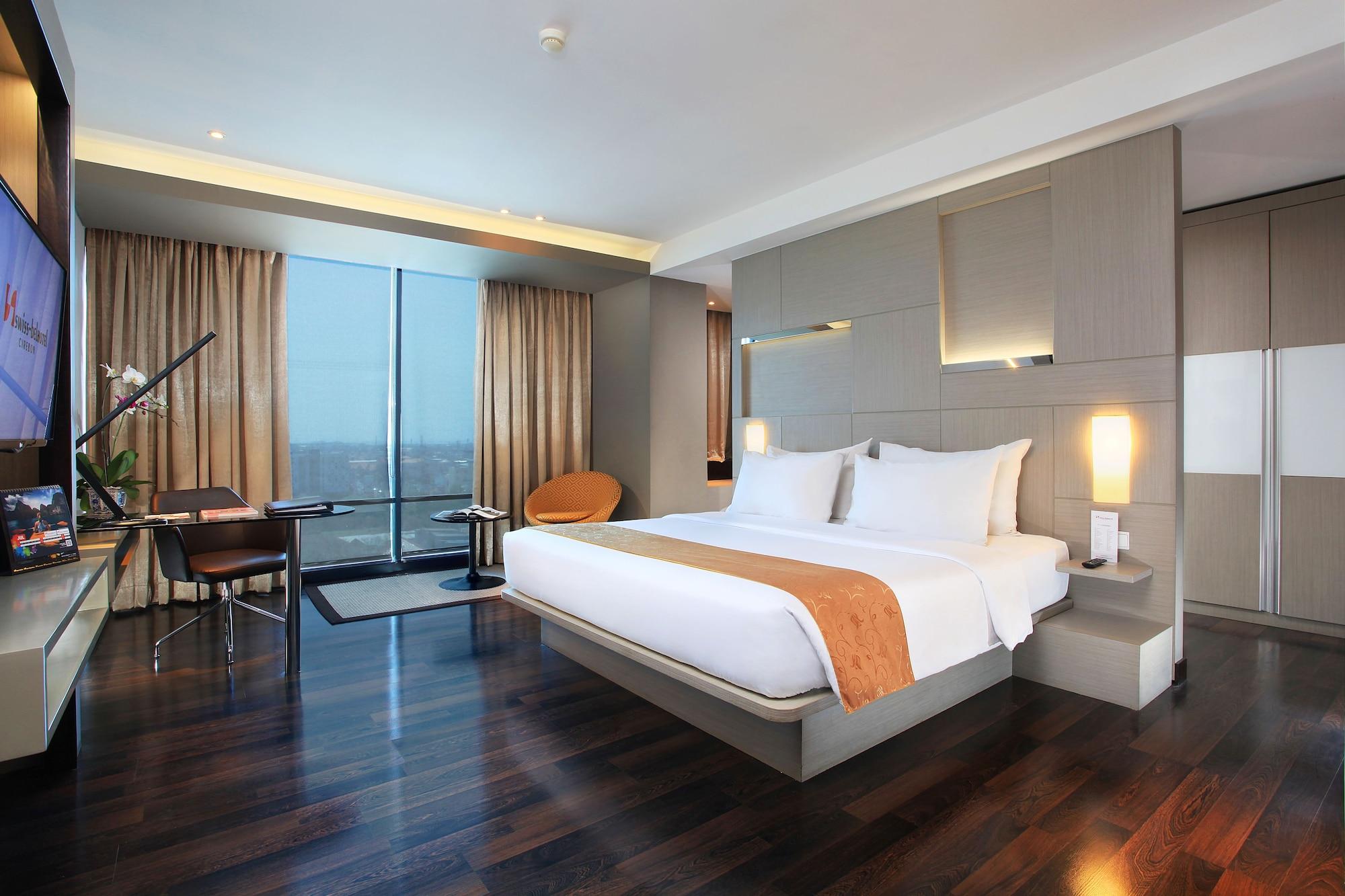 Swiss-Belhotel Чиребон Екстер'єр фото