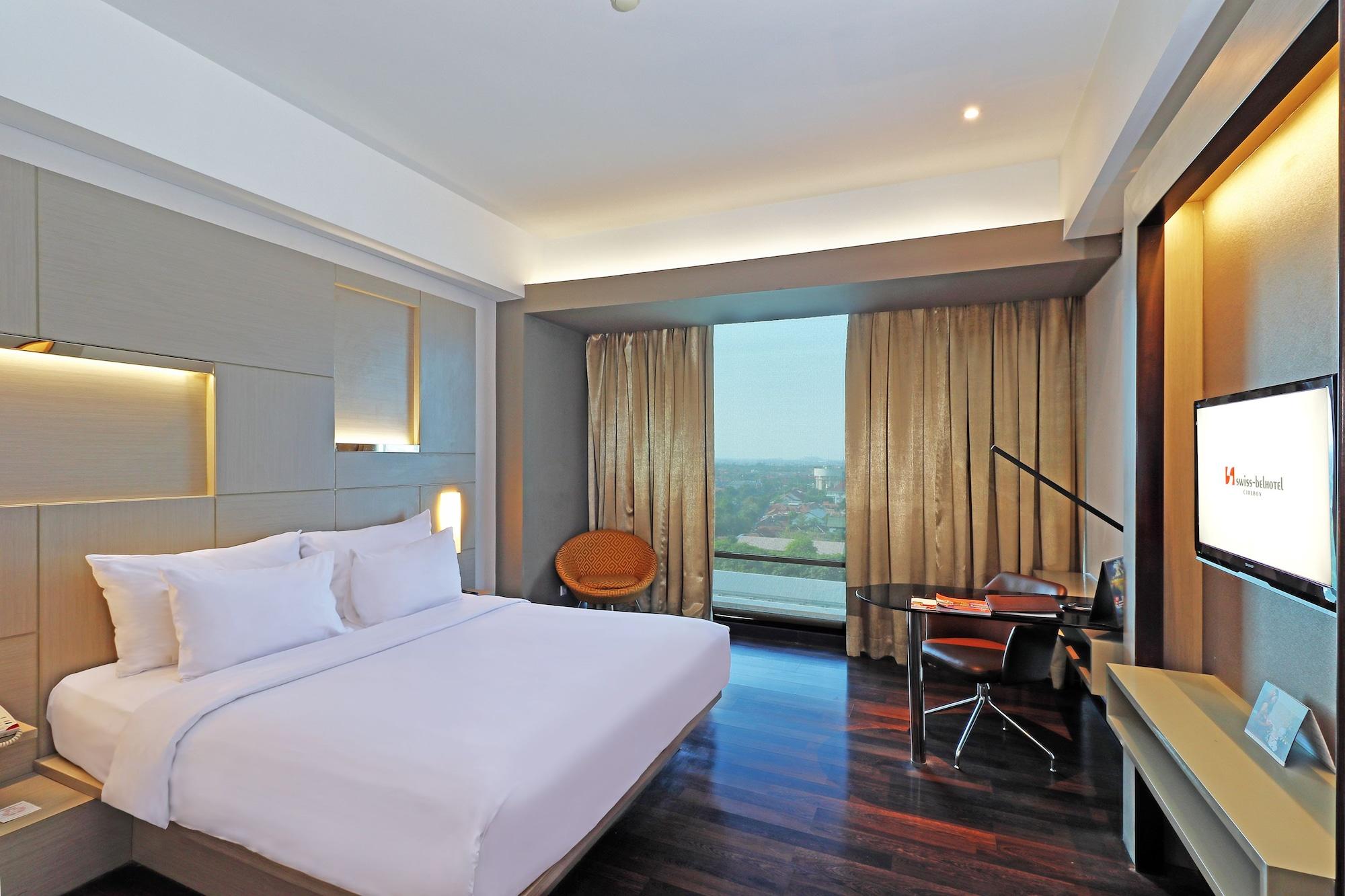 Swiss-Belhotel Чиребон Екстер'єр фото