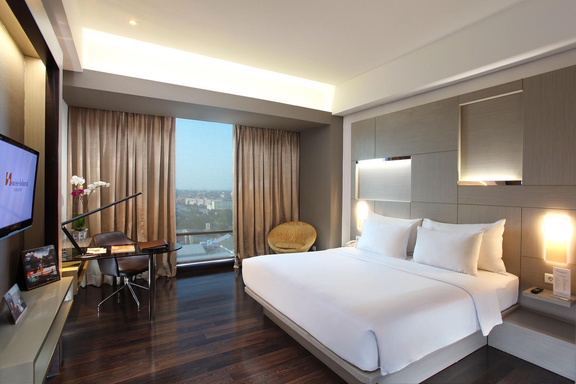 Swiss-Belhotel Чиребон Екстер'єр фото