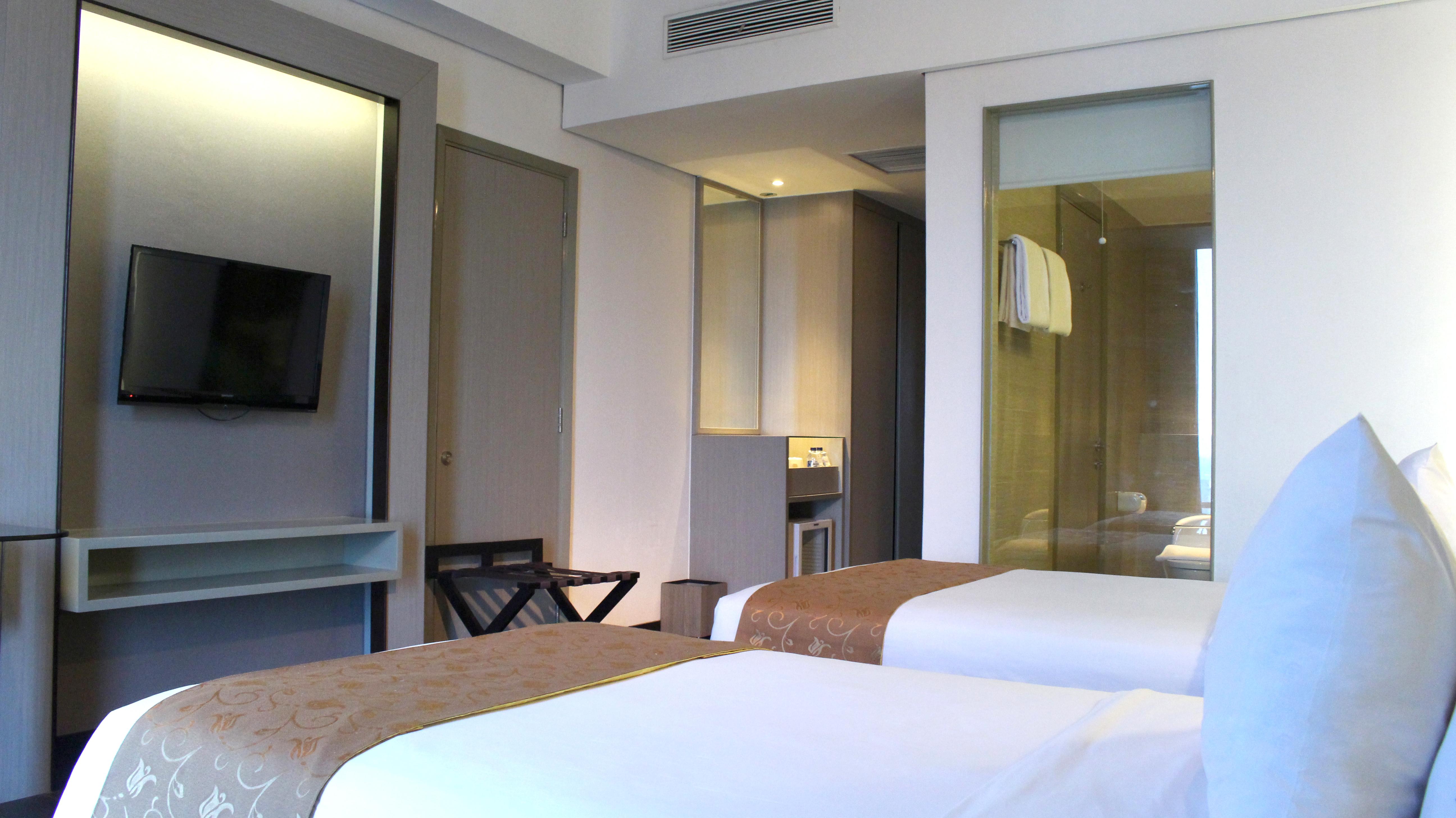 Swiss-Belhotel Чиребон Екстер'єр фото